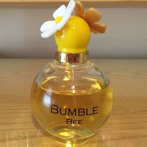 marc jacobs bumble bee perfume